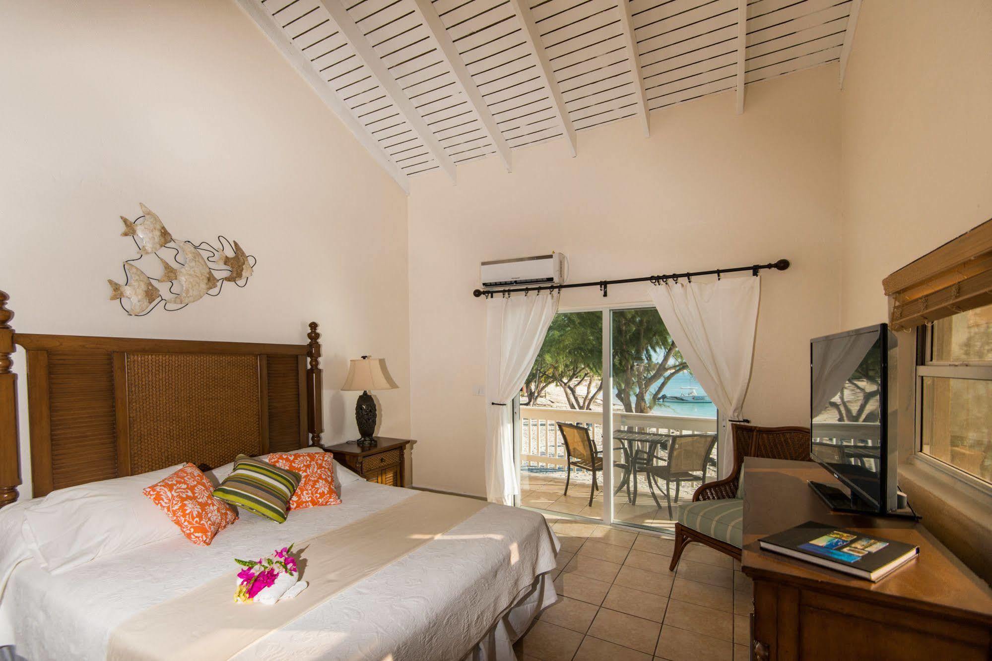 Bohio Dive Resort Cockburn Town Ngoại thất bức ảnh