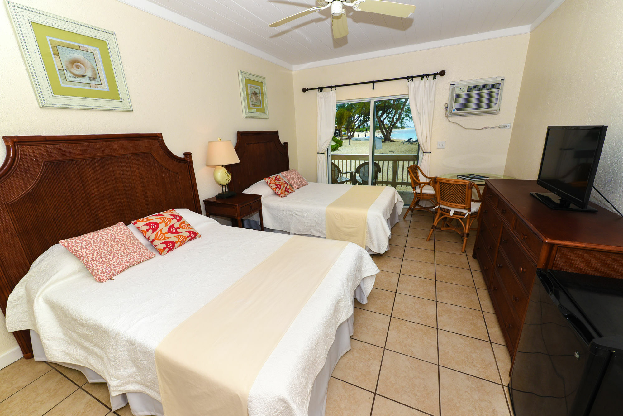 Bohio Dive Resort Cockburn Town Ngoại thất bức ảnh